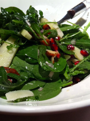Anke Gröner» Blog Archive » Spinatsalat mit Granatapfelkernen, Mandeln ...